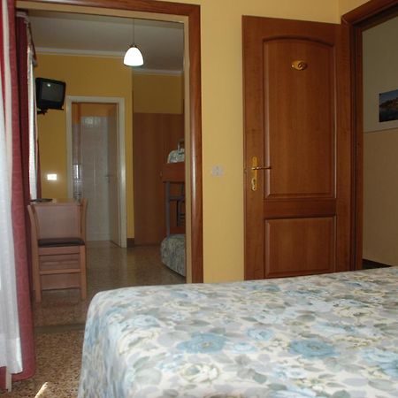 Hotel Villa Ruscello Baveno Buitenkant foto