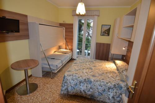 Hotel Villa Ruscello Baveno Buitenkant foto