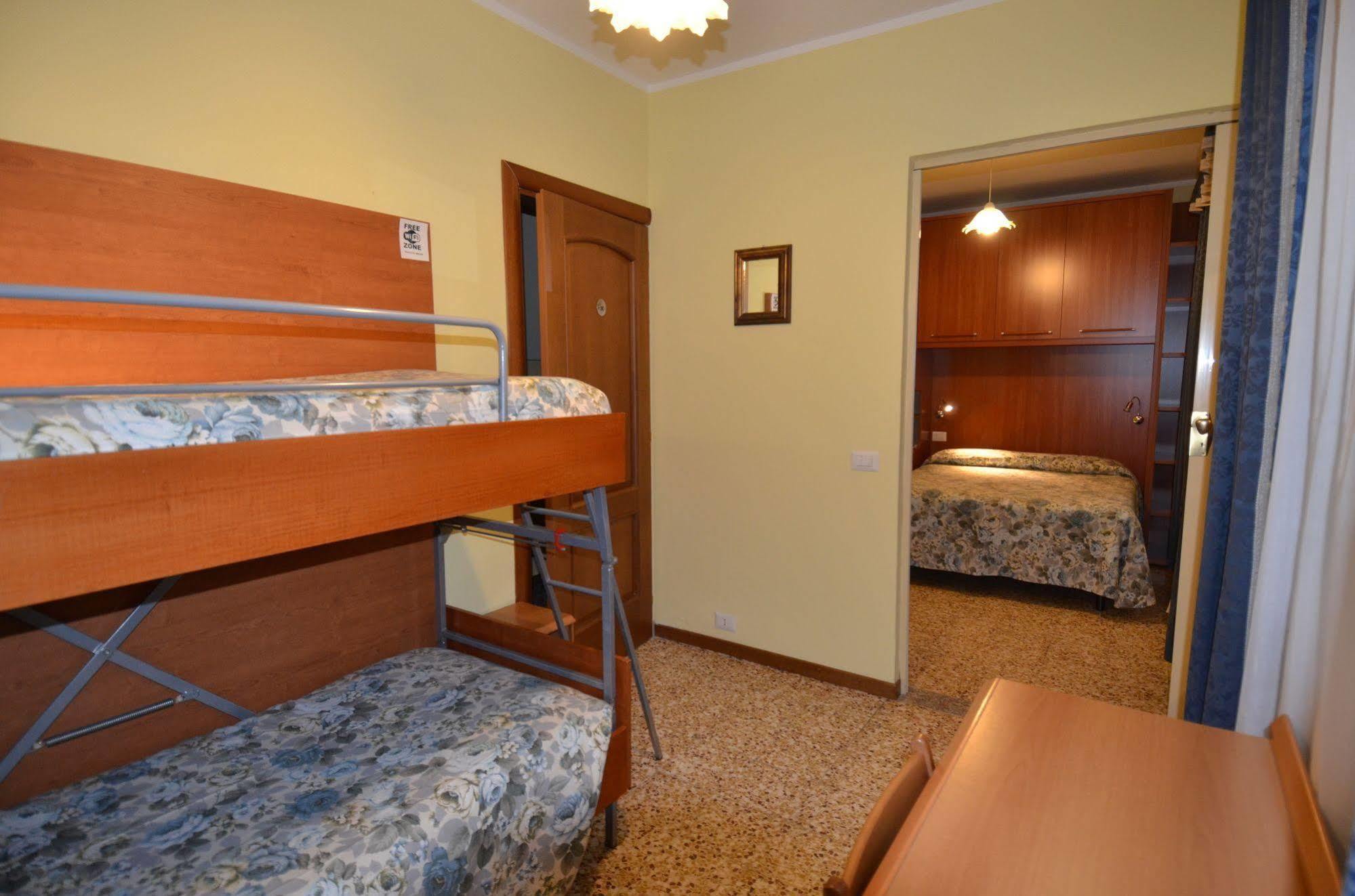 Hotel Villa Ruscello Baveno Buitenkant foto