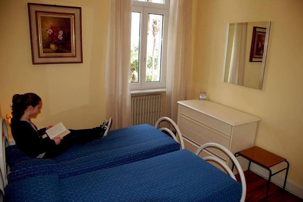 Hotel Villa Ruscello Baveno Buitenkant foto